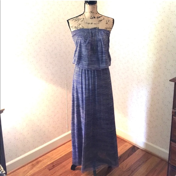 **SOLD** Blue/white striped beach dress /coverup ❤️ - Picture 3 of 10